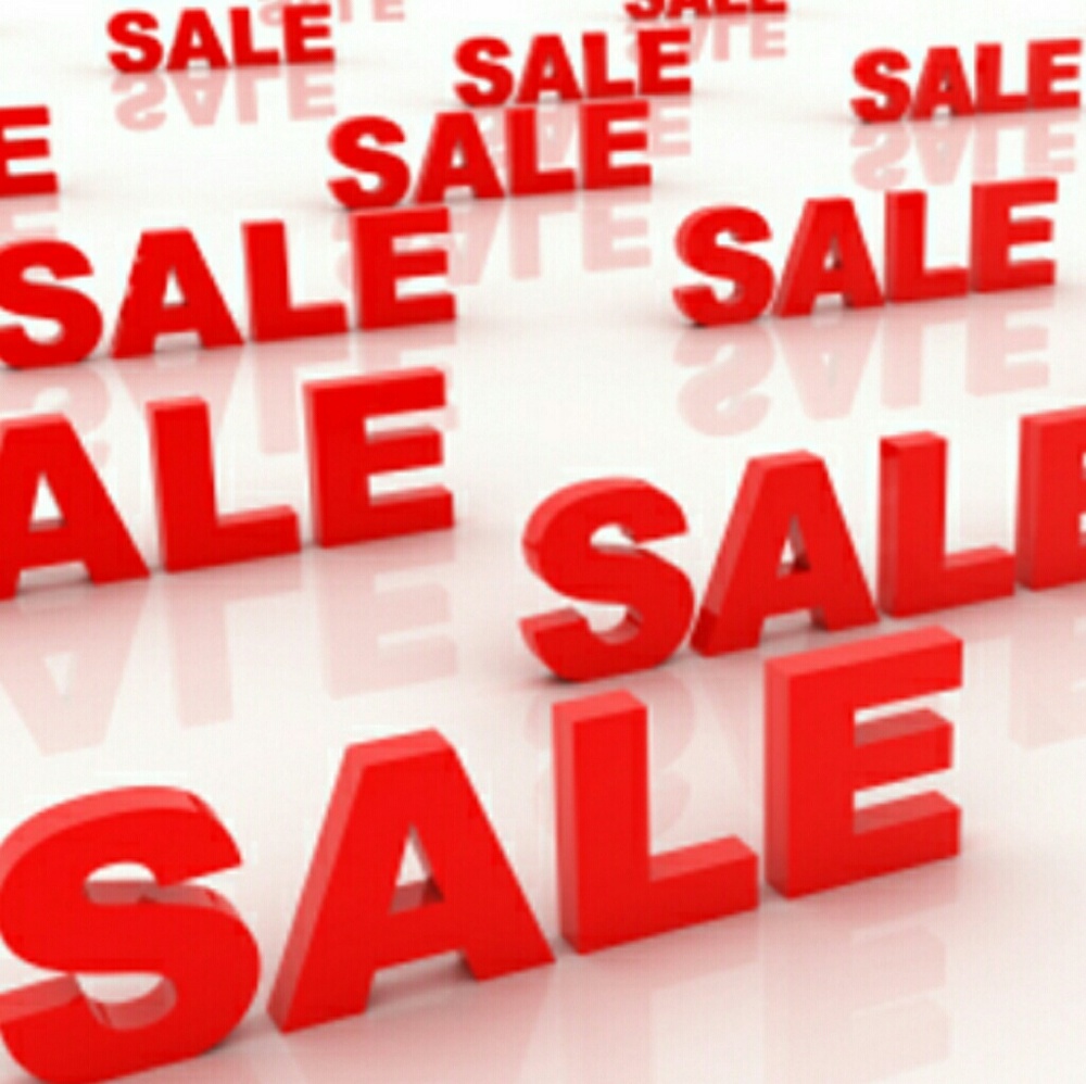 My closet take an extra $2 off all items.